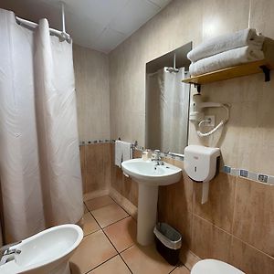 Private Bathroom Triple Room